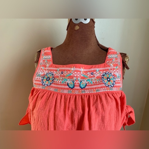 THML blouse, embroidered cut out shirt, peasant boho top - Picture 2 of 8